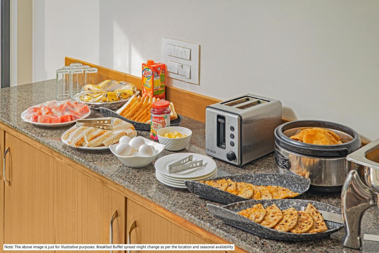 Treebo Galaxy Suites Mathikere Bangalore Dış mekan fotoğraf