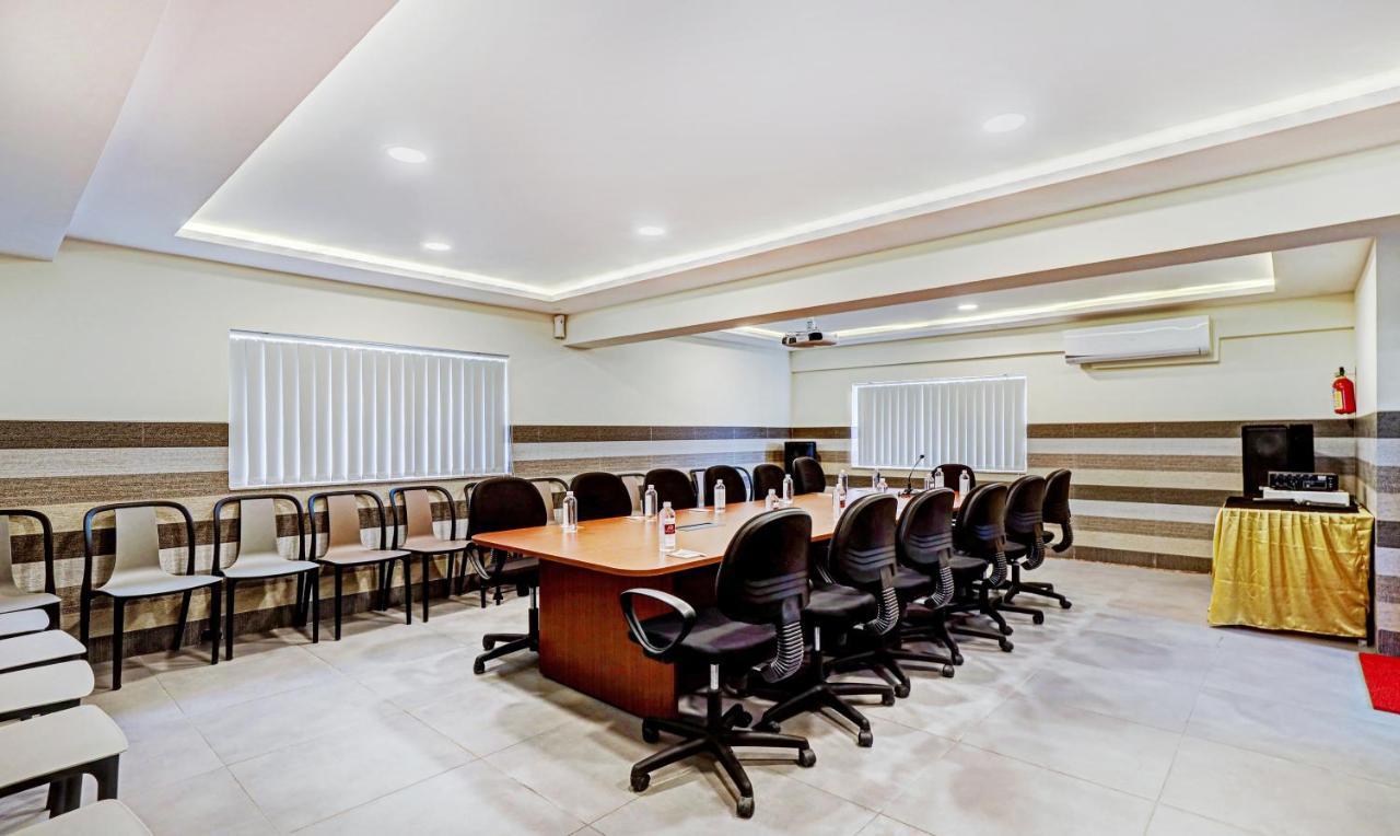 Treebo Galaxy Suites Mathikere Bangalore Dış mekan fotoğraf