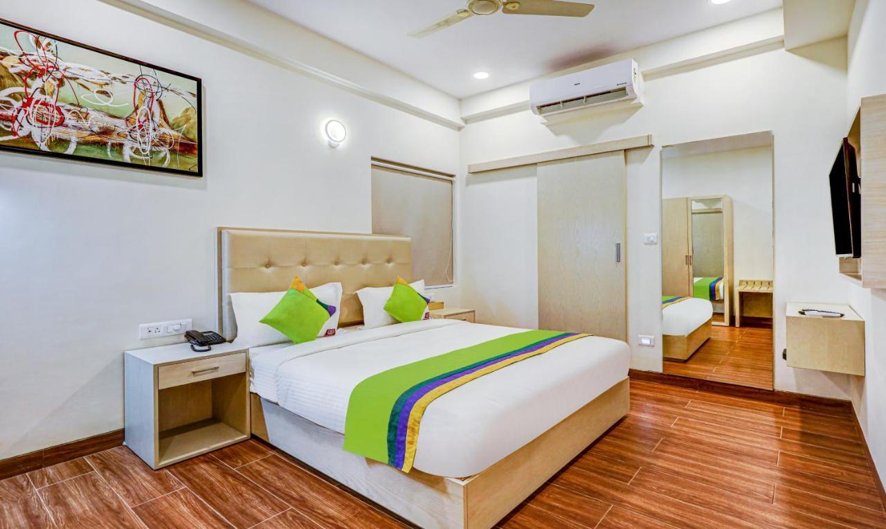 Treebo Galaxy Suites Mathikere Bangalore Dış mekan fotoğraf