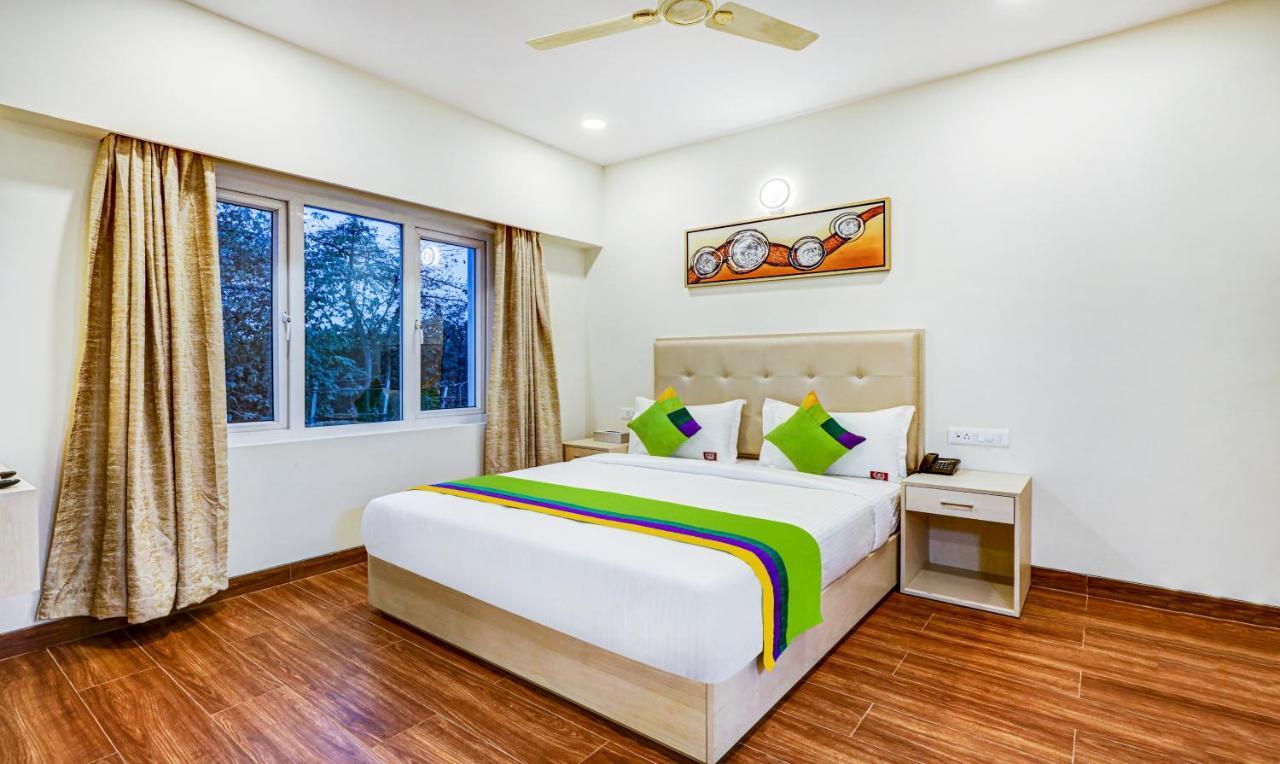 Treebo Galaxy Suites Mathikere Bangalore Dış mekan fotoğraf