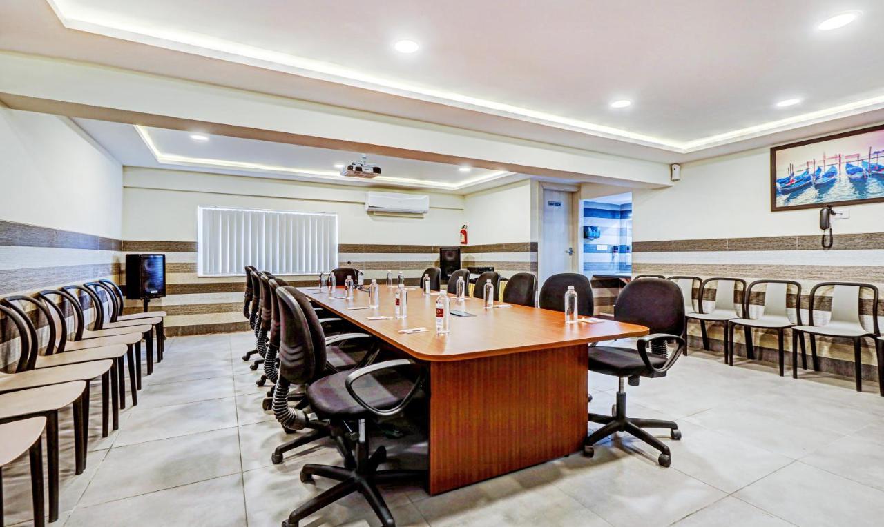 Treebo Galaxy Suites Mathikere Bangalore Dış mekan fotoğraf