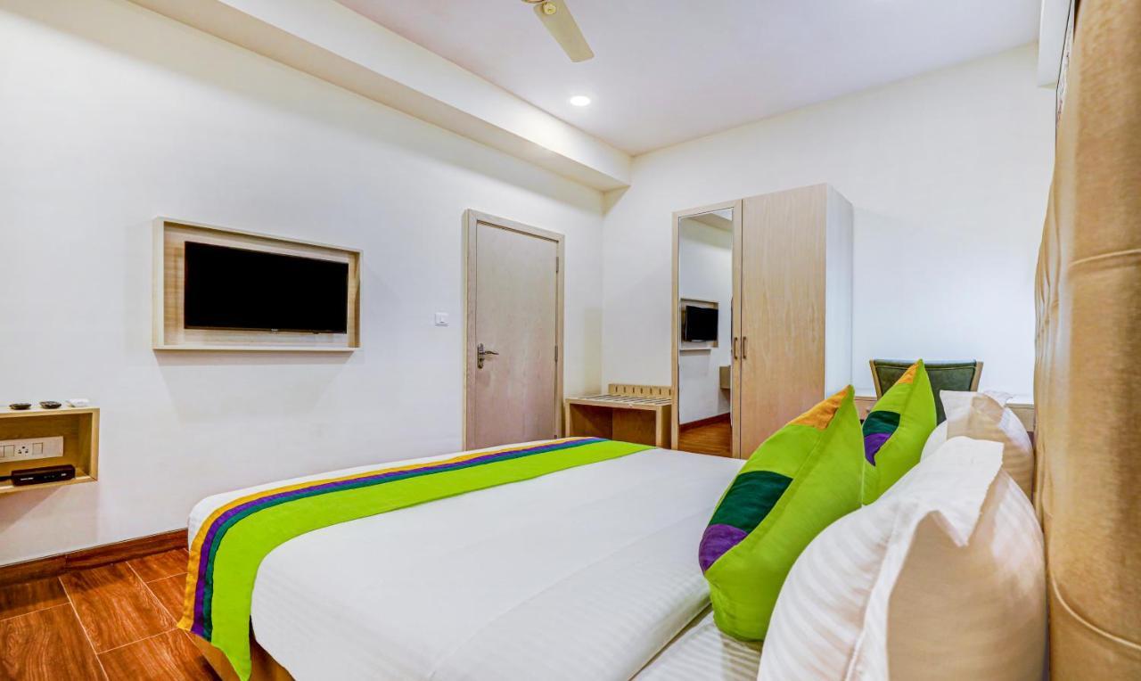 Treebo Galaxy Suites Mathikere Bangalore Dış mekan fotoğraf