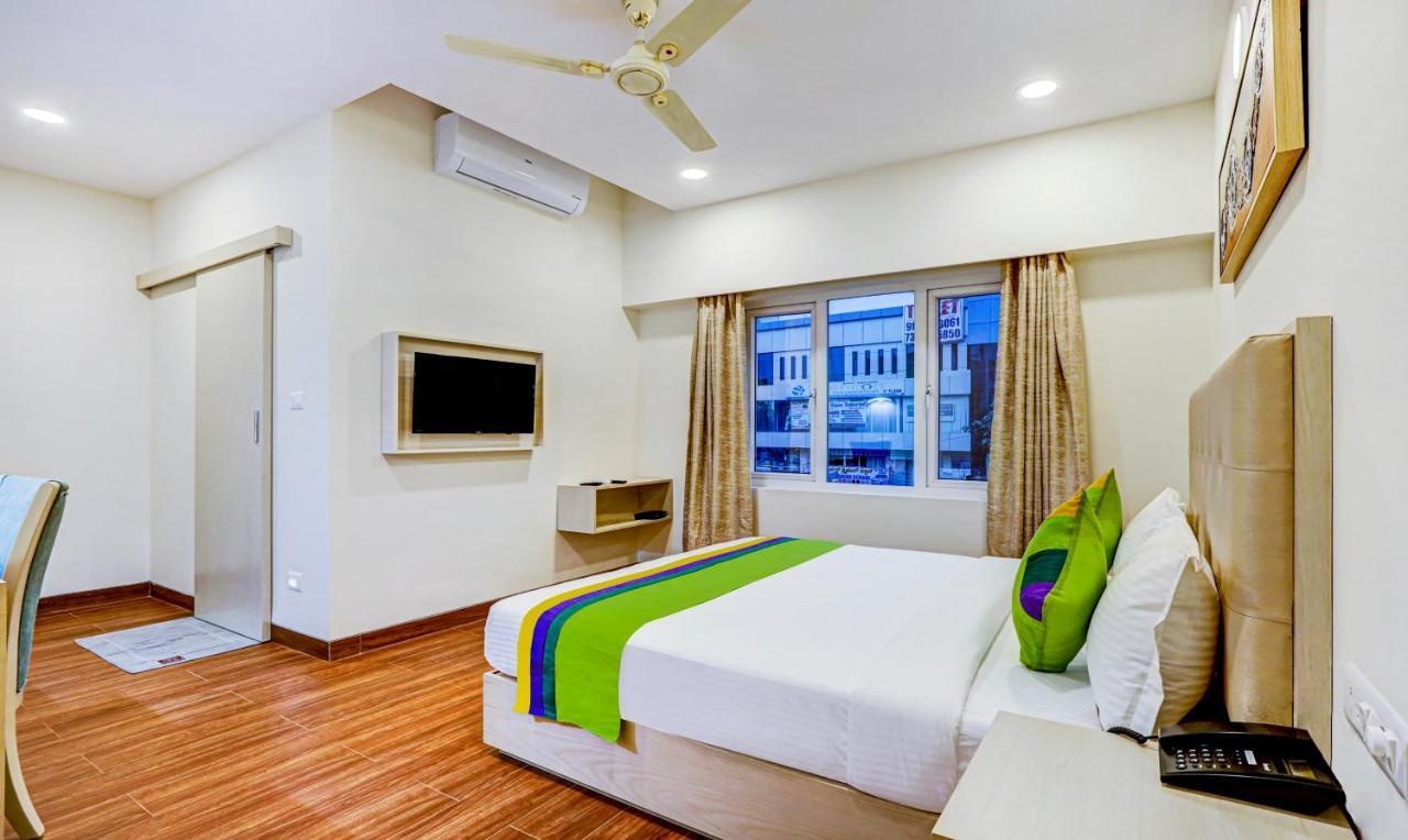 Treebo Galaxy Suites Mathikere Bangalore Dış mekan fotoğraf