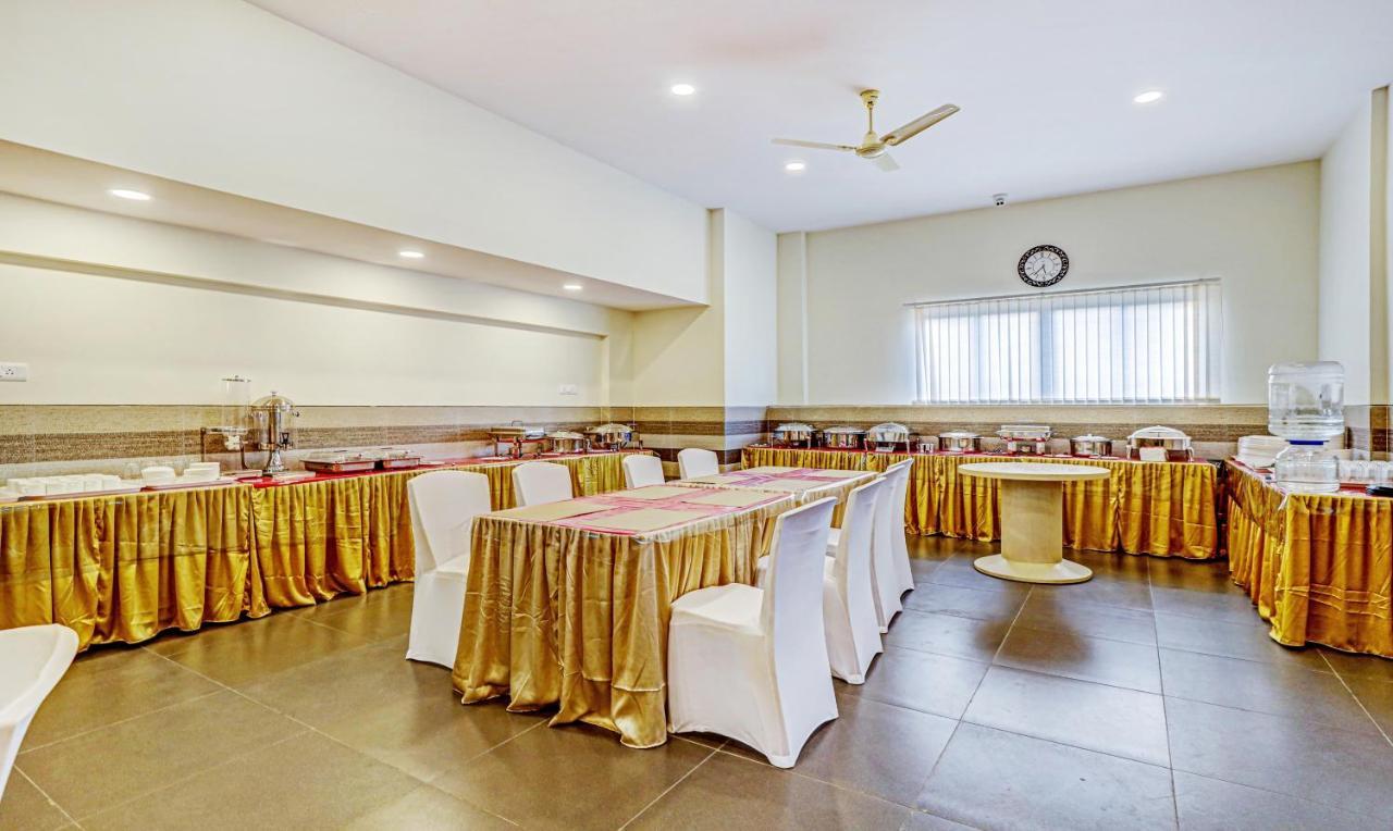 Treebo Galaxy Suites Mathikere Bangalore Dış mekan fotoğraf